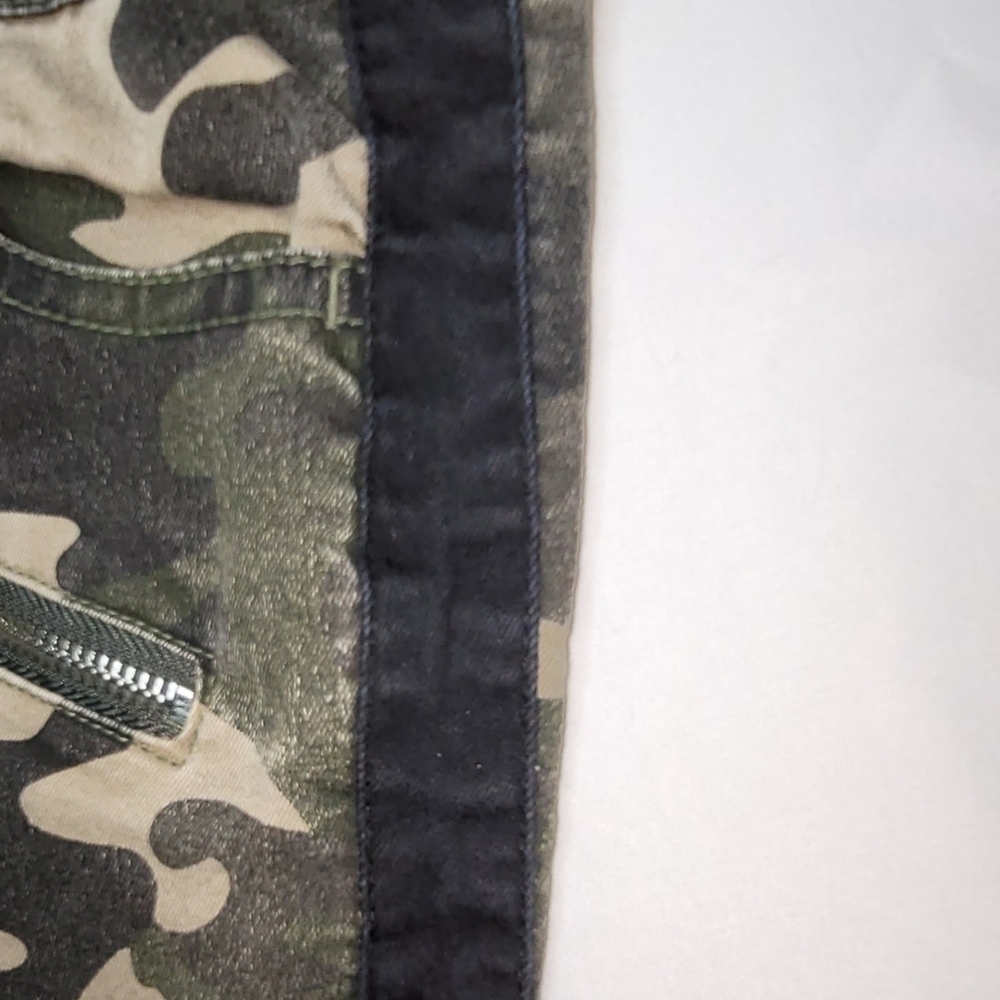 Redfox Jeans Stretch Camo Skinny Jeans Women's Size Medium - Picture 9 of 14